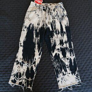 NWT - Bleacher Jeans - W28 L24
